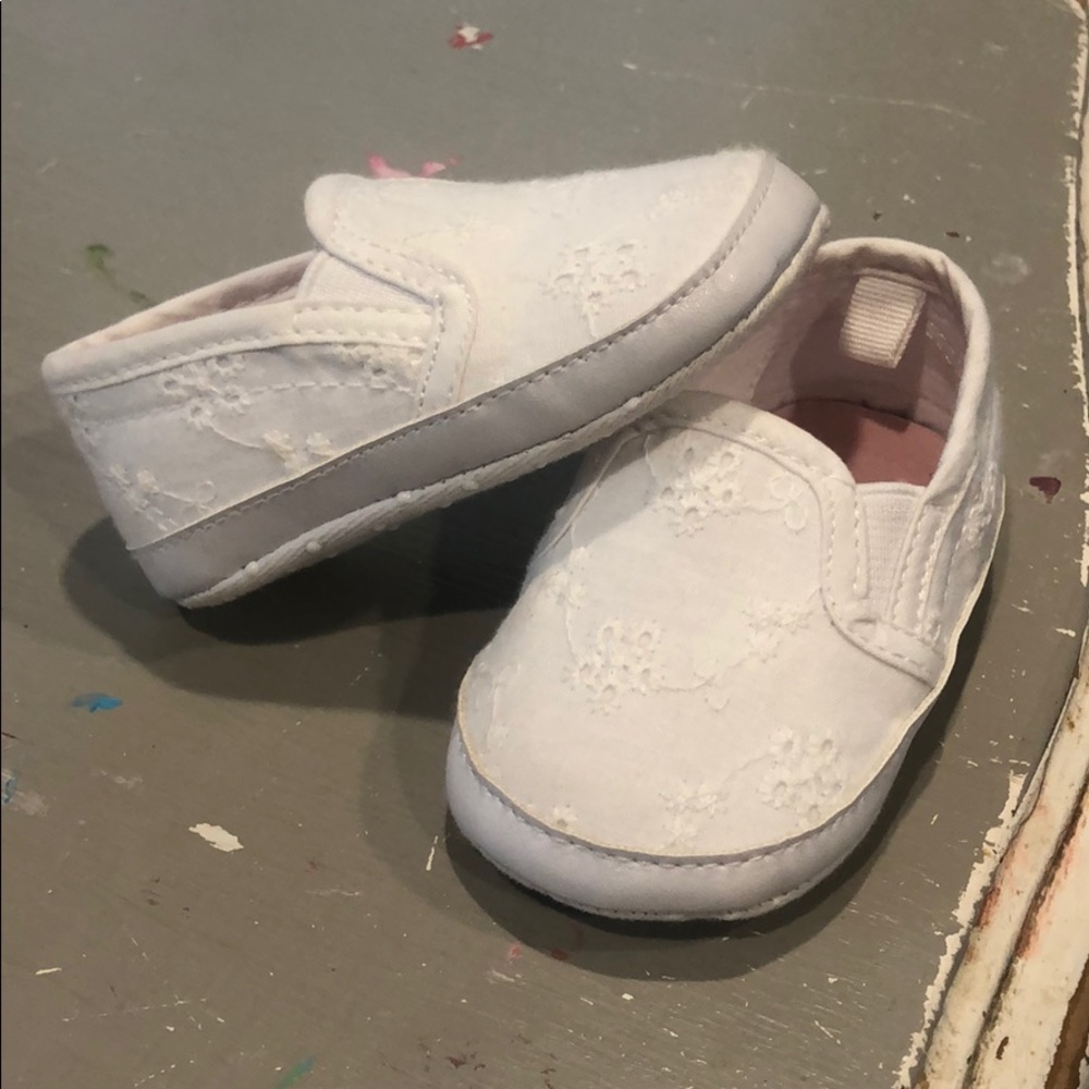 Shoes - Picture 3 of 3